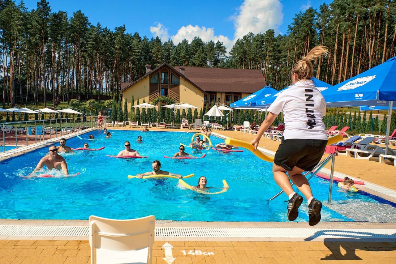 Отель Kryve Ozero Novoyavorivsk